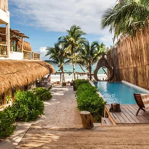 **** Hotel Dune Boutique Located At The Party Zone (adults Only) Mexico