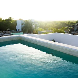  Hotel Itza Mexico